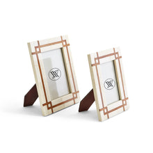 Load image into Gallery viewer, BONE FRETWORK FRAME